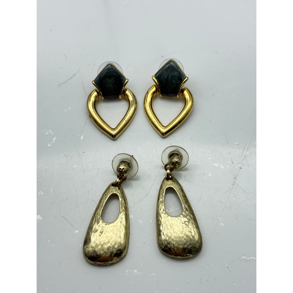 Vintage Gold Tone Earring Lot Hammered Teardrop and Green Marbled Heart Dangles